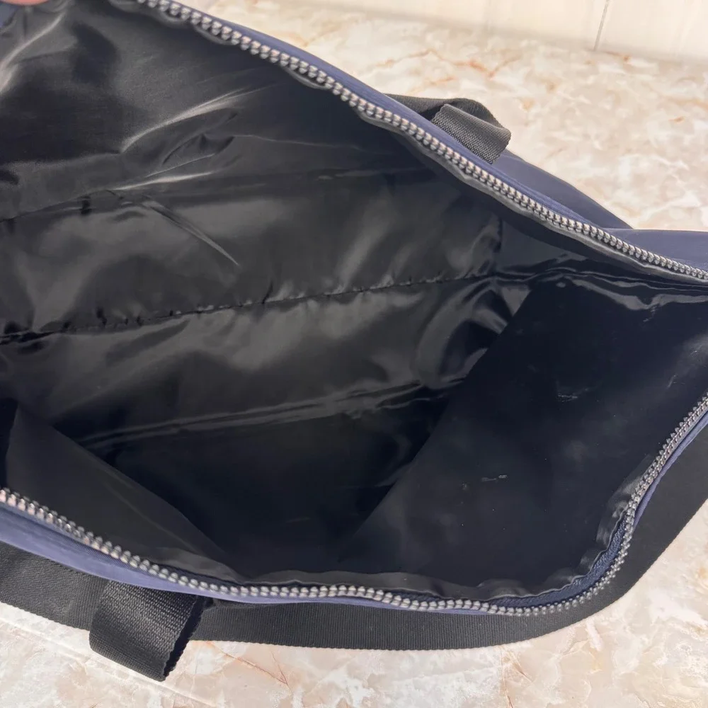 Coach Fragrance Duffel Bag Large Navy Blue Travel Weekend Gym Tote Bag